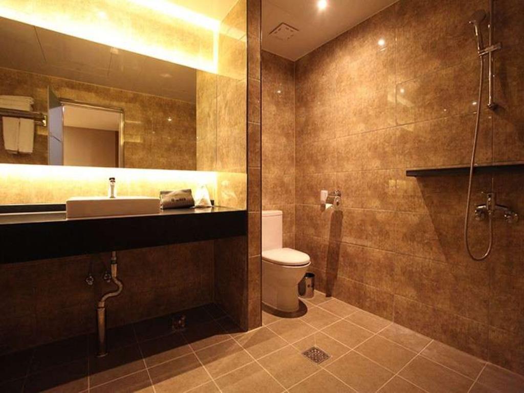 Hotel Rich Kōyō Habitación foto